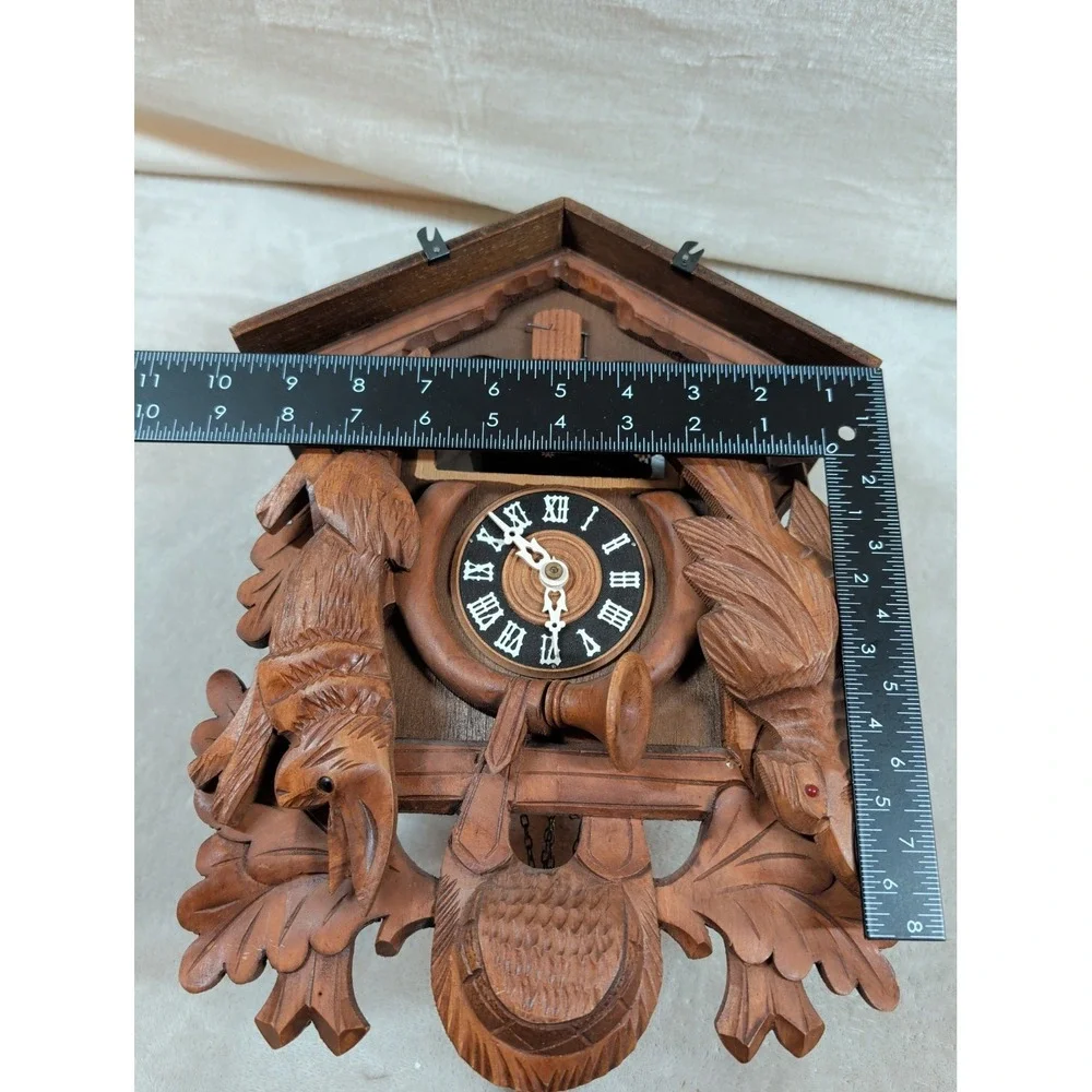 Vintage Cuendet‎ Swiss Musical Cuckoo Clock Hand Carved Wood Stag Hunter Scene